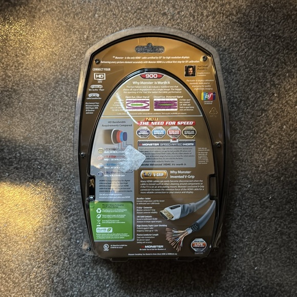 Monster Cable Ultra High Speed HDMI Cable - 8ft NEW IN SEALED BOX - Picture 2 of 2